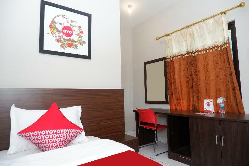 Oyo 150 Harmoni Residence Jakarta Exterior photo